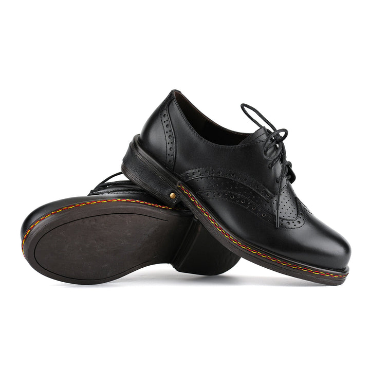 Classic Brogue Leather Lace-Up Flat Shoes