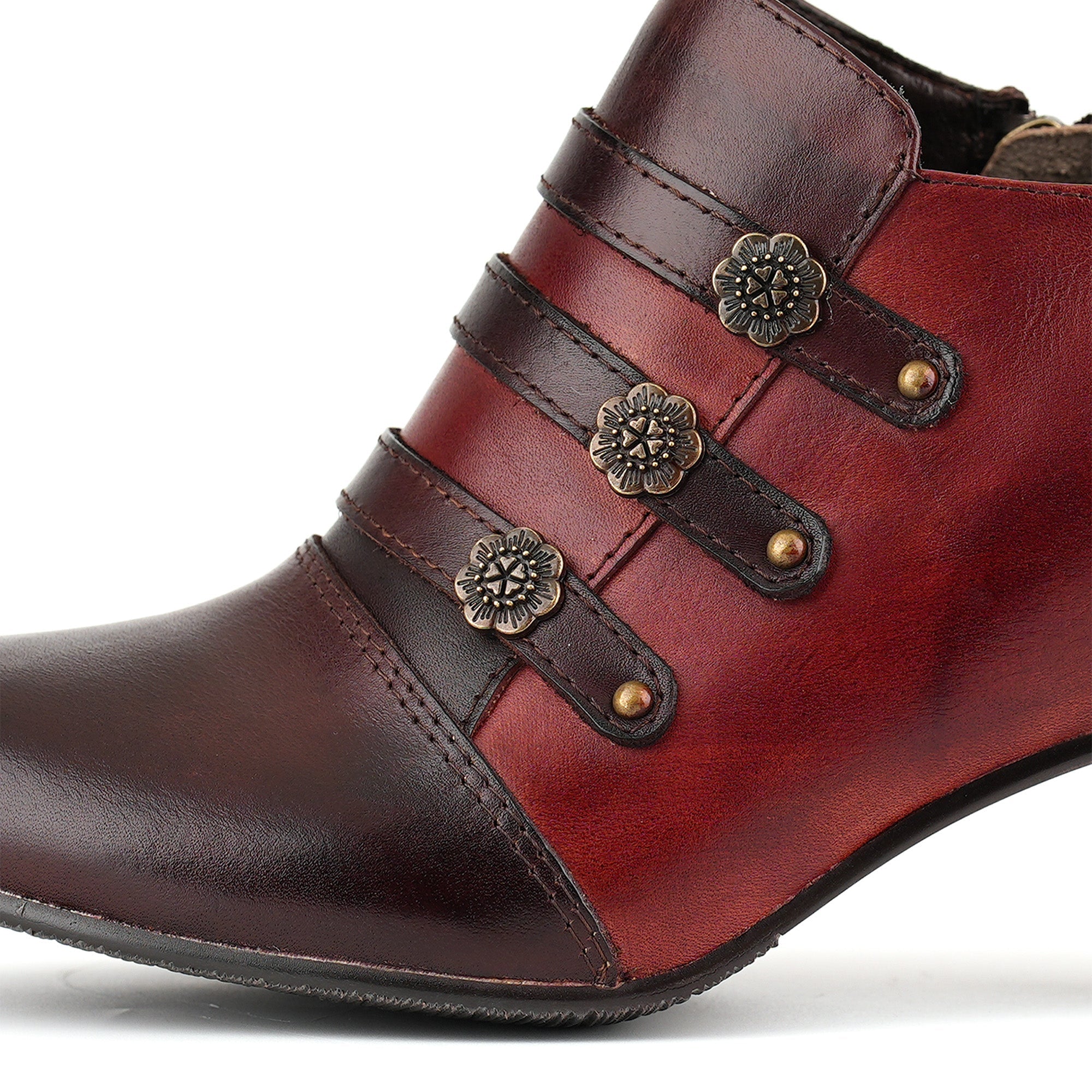 Vintage Two-Tone Floral Leather Pumps