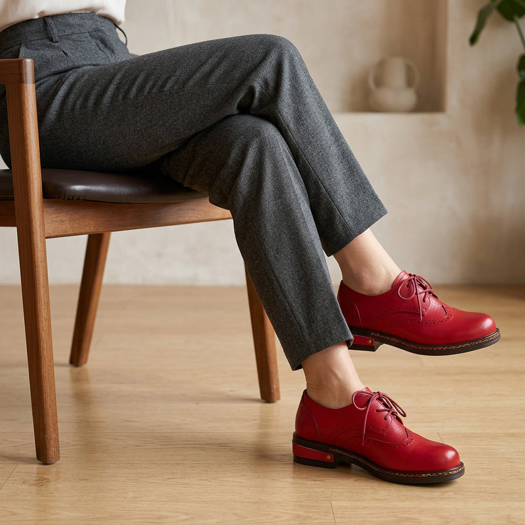 Classic Brogue Leather Lace-Up Flat Shoes