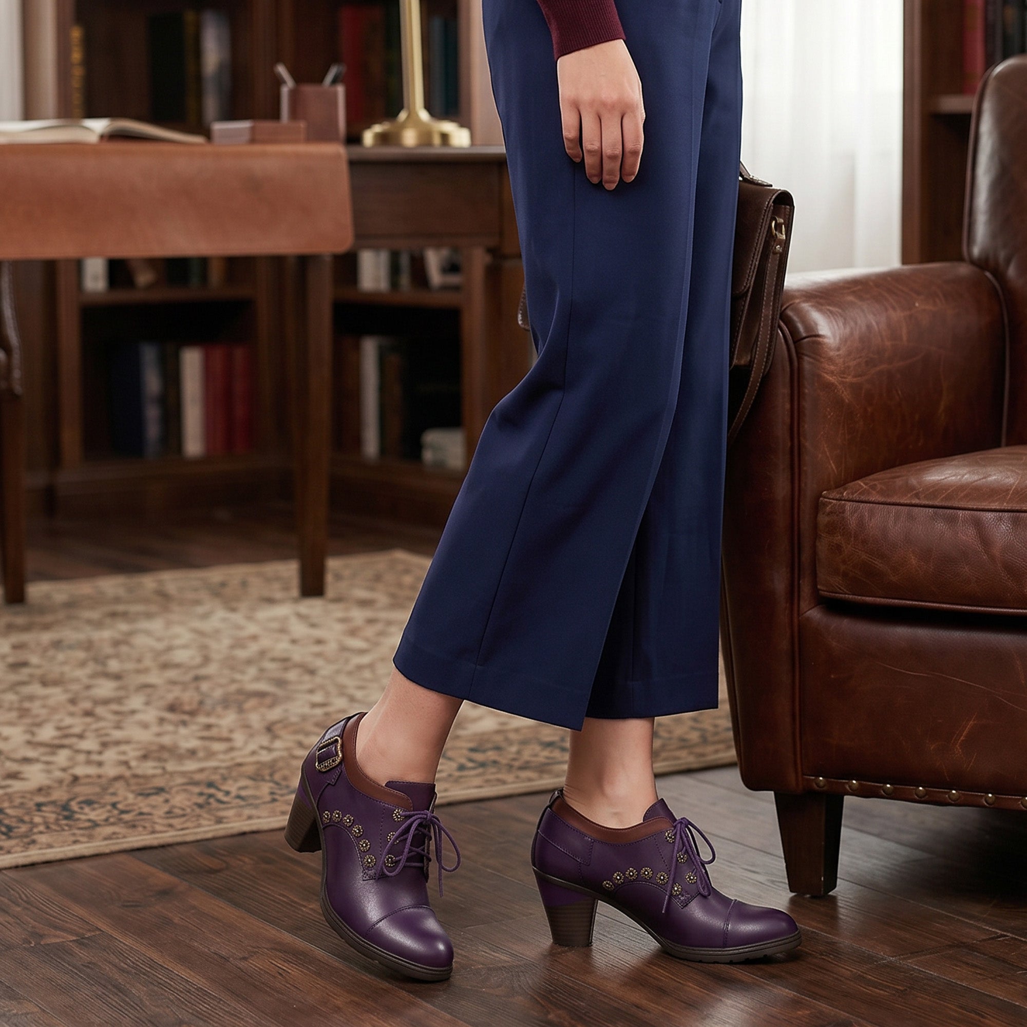 Vintage Lace-Up Decorative Buckle Pumps