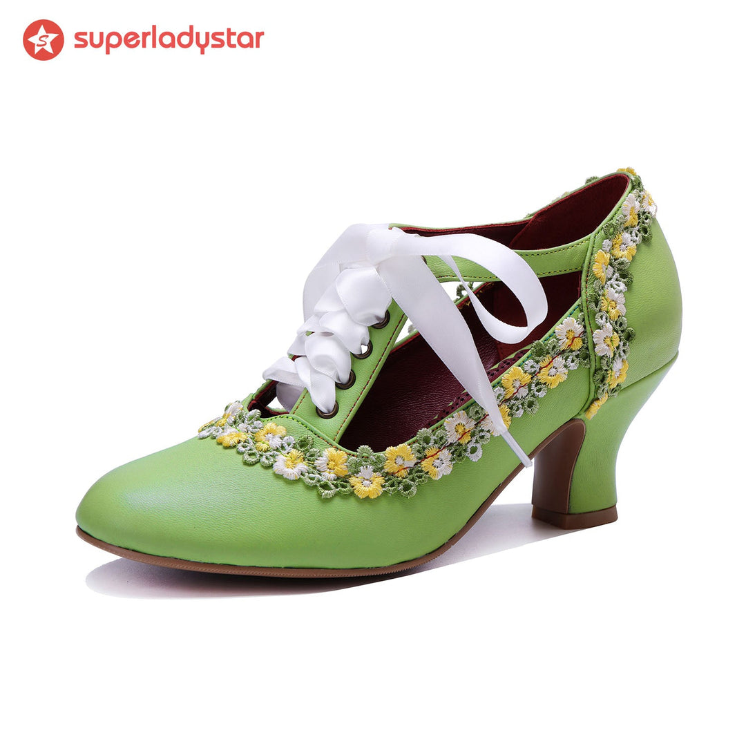 Spring Daisy Floral Vintage Pumps